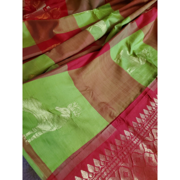 Women Pure Silk Designer Kanjivaram Saree Handloom Party Festive Wedding - Picture 5 of 16